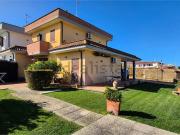 Case e ville in vendita di 85 m² in Via Assunta, 69