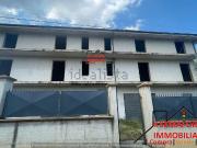 Case e ville in vendita di 900 m²