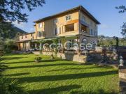 Case e ville in vendita di 900 m²