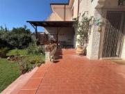 Case e ville in vendita di 90 m² in Via Borea