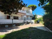 Case e ville in vendita di 90 m² in Via Lago D&apos iseo