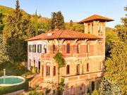 Case e ville in vendita di 911 m² in Via De Gasperi, 7