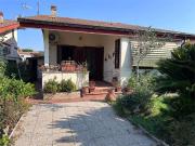 Case e ville in vendita di 91 m² in Via dei Platani, 21