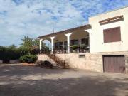 Case e ville in vendita di 91 m² in Via Ostuni, 239