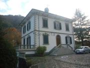 Case e ville in vendita di 935 m²