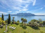 Case e ville in vendita di 948 m² in Corso Belvedere, 35