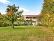 Case e ville in vendita di 950 m² in Via Adige, 8