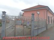 Case e ville in vendita di 95 m² in Via Canale...