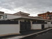 Case e ville in vendita di 95 m² in Via Mura dei...