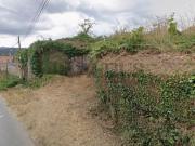 Caserón de piedra para restaurar con parcela edificable...