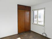 Caseros 696 Depto 1 Habit balcon piso 6