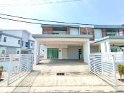 CASH REBATE 100K ![ Freehold Gated Guarded] Superlink...