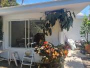 CASITA SOLA EN PRIVADA CON PORTON ELECTRICO. VISTA...