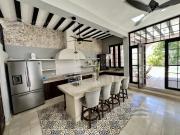 Casona Colonial a dos calles de Paseo Montejo