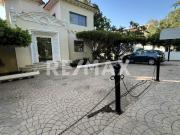 Casona con uso comercial a una cuadra de Prol Montejo...