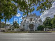 Casona en renta estilo porfiriato sobre Av Colon, col...