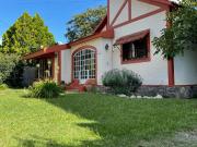 Casona Villa Allende a 100mts del Polideportivo. 3 Dorm....