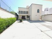 CasResidencia en Juriquilla, con vista y acceso a campo...