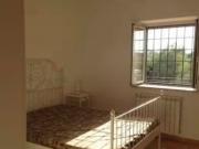 CASTEL DI LEVA BILOCALE ARREDATO CON TERRAZZO