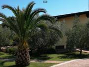 CASTEL DI LEVA BILOCALE CON GIARDINO E POSTO AUTO