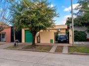 Castelar Sur Venta Casa + Depto en planta alta