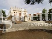 Castello con giardino a Trecastagni