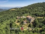 Castello di 1458 mq in vendita Arezzo, Italia