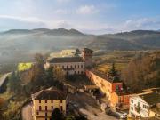 Castello in vendita a Bubbio, località Piana 2200m² Bubbio