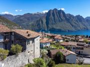 Villa unifamiliare in vendita a Solto Collina