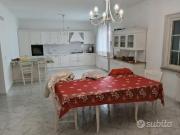 CASTELVERDE TRILOCALE ARREDATO CON GIARDINO PRIVATO