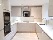 Castle Boulevard, Nottingham NG7, 2 bed flat to rent,...