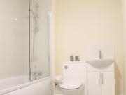 Castle Court, The Minories, 2 Bedroom Flat