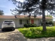 Castle Dr NE
