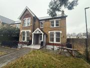 Castlebar Road, Ealing W5, 2 bed flat to rent, £2,650...