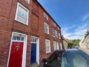 Castlegate, Grantham, 2 Bedroom Terraced