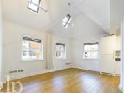 Catherine Street, London, 2 Bedroom Flat