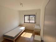 Cativante Quarto Individual perto da Estação de Comboios... Cativante Quarto Individual perto da Estação de Comboios...