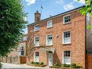 Causeway, Horsham, 6 Bedroom Detached