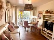 CAVALAIRE 2/3 PIECES CENTRE VILLE AVEC BALCON TERRASSE