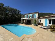 Cavalaire Sur Mer En Co Exclusivite Belle villa néo...