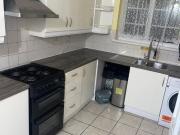 Cavalier Gardens, Hayes UB3, 2 bed shared accommodation...