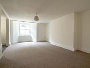 Cavendish Place, Eastbourne 2 bed flat to rent £1,150...