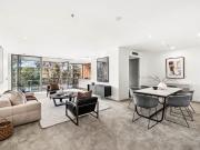 CBD haven of elegance in a world class building