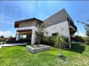 CCASA EN VENTA EN EL CAMPANARIO QRO