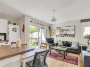 Cedars Road, London 4 bed flat to rent £4,000 pcm £923 pw
