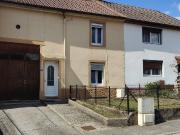 Celles Sur Plaine, maison de village à rafraichir, 99...