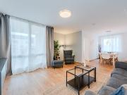 Central and modern: 4 room apartment at Checkpoint Charlie