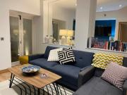 Central chic 2 double ensuite bedroom