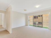 CENTRAL COOLANGATTA TWO BEDROOM UNIT