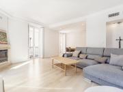 CENTRAL, DESIGN 2 BR + 1 Office APT IN TRINITARIS